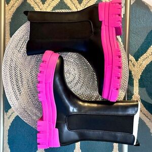 Treads Slick Boot Size 10 Women’s